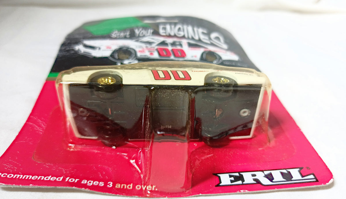 Ertl Start Your Engines Sam Ard #00 1984 Busch Grand National Champion - TulipStuff