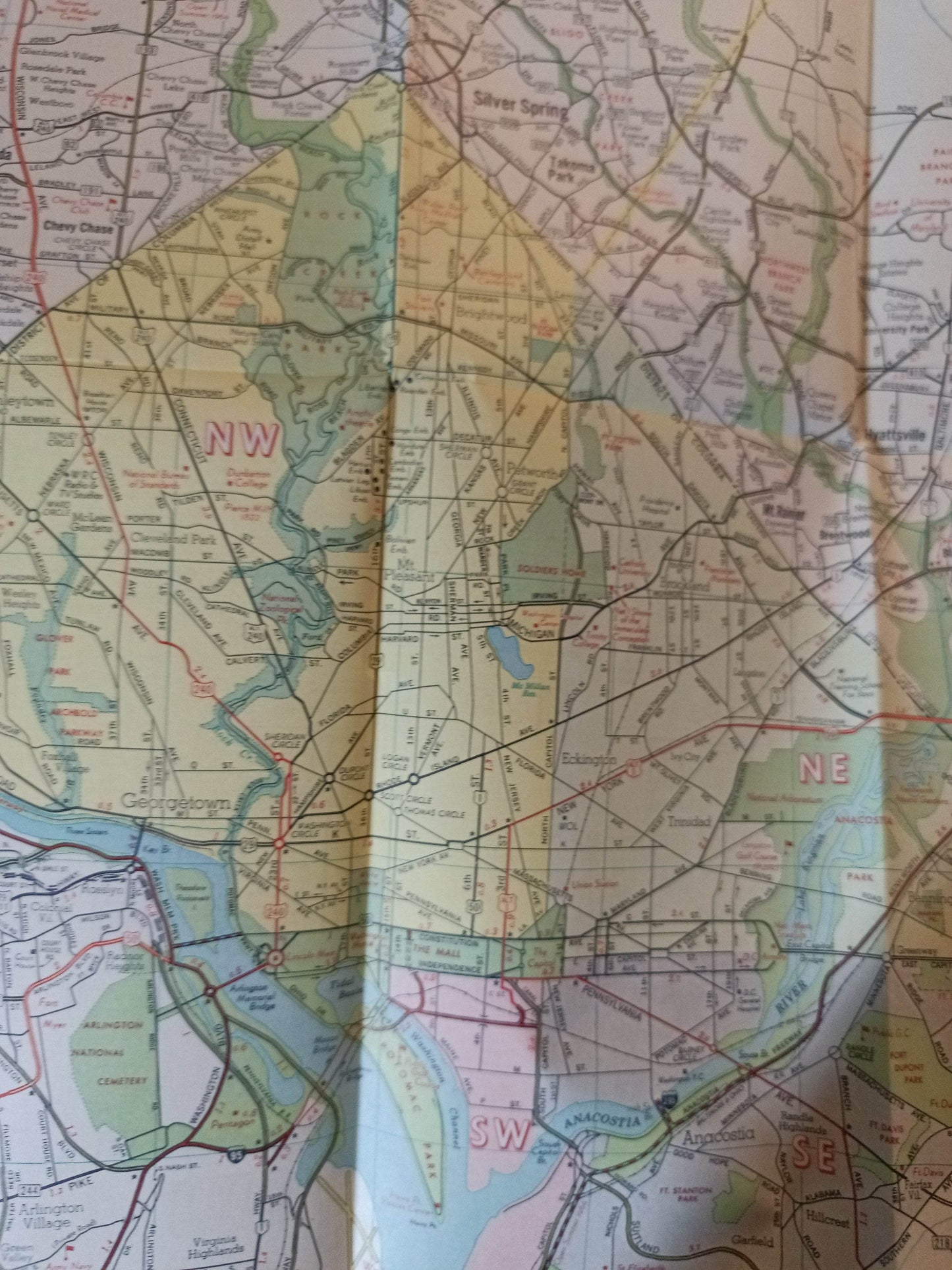 Esso Humble Oil Washington DC Map And Visitor Guide 1963 - TulipStuff