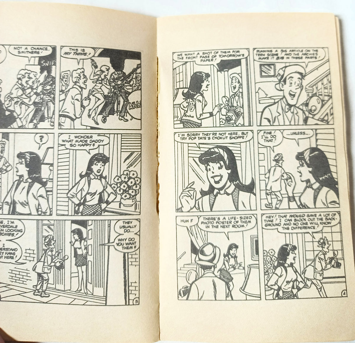 Everything's Archie Bantam Paperback 1969 Veronica Jughead Riverdale - TulipStuff