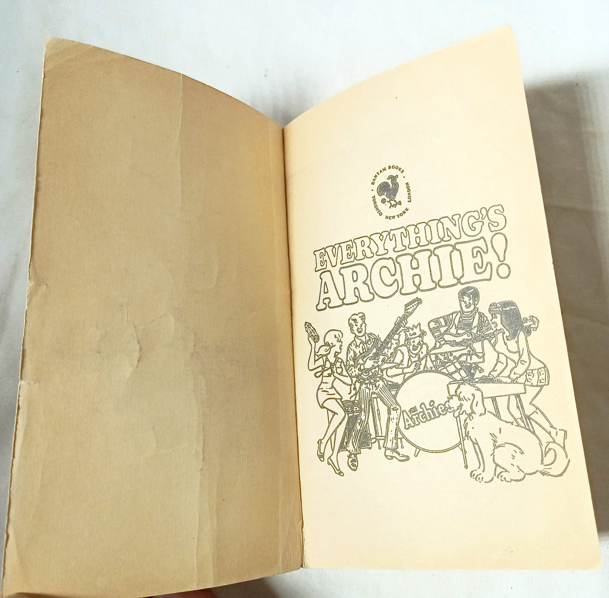 Everything's Archie Bantam Paperback 1969 Veronica Jughead Riverdale - TulipStuff
