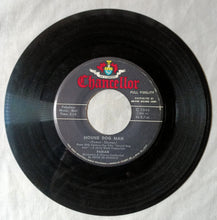 Load image into Gallery viewer, Fabian Hound Dog Man / This Friendly World 7&quot; Vinyl Chancellor 1959 - TulipStuff
