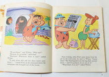 Load image into Gallery viewer, Fred Flintstone And The Snallygaster Show Hanna-Barbera Durabook 1972 - TulipStuff
