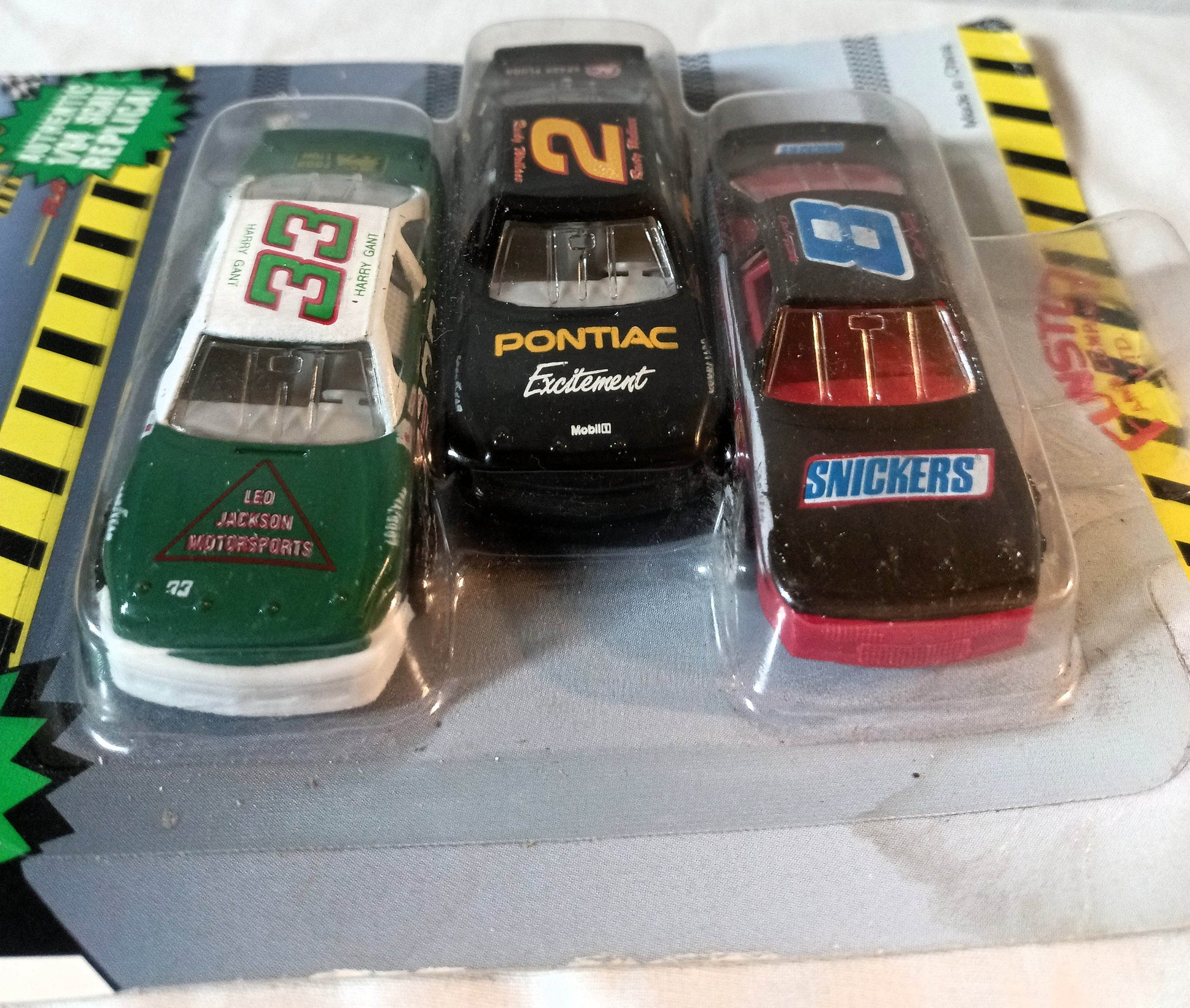 Funstuf Official Pit Row Stock Cars 3-Pack 1992 Gant Trickle Wallace - TulipStuff