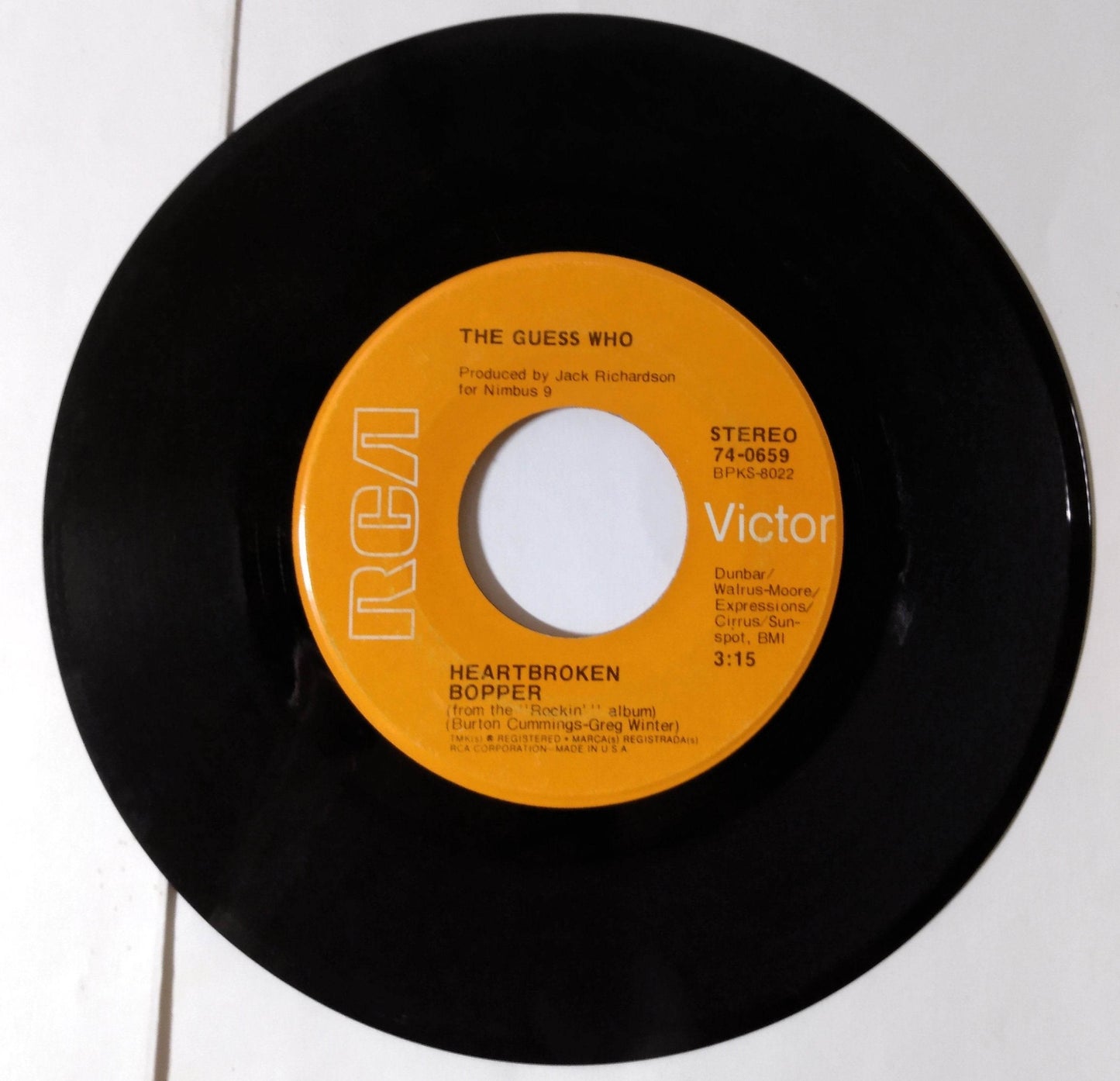 The Guess Who Heartbroken Bopper Arrivederci Girl 7" Vinyl RCA 1972 - TulipStuff