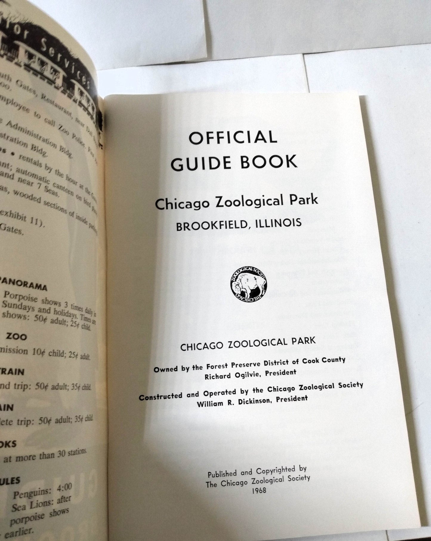 Brookfield Zoo Official Guide Book Chicago Zoological Park 1968 - TulipStuff