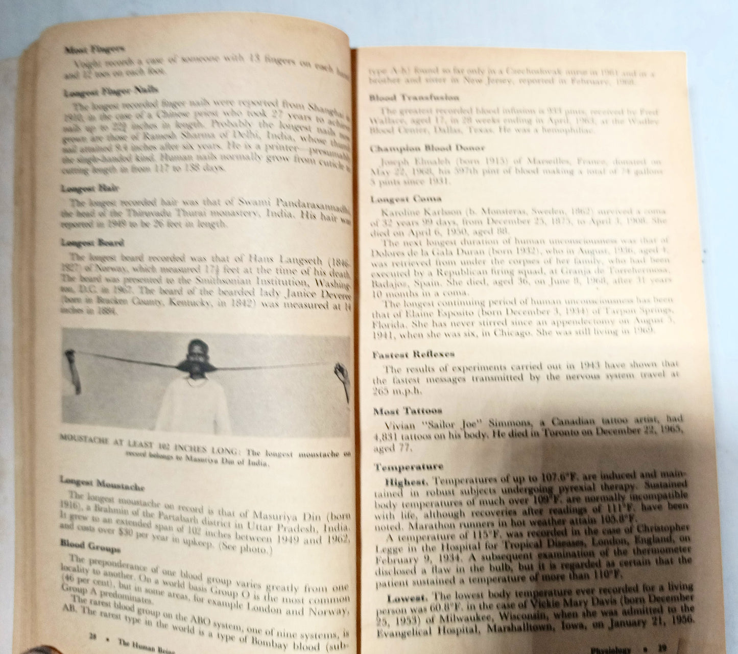 Guinness Book Of World Records 9th Edition Bantam 1970 - TulipStuff