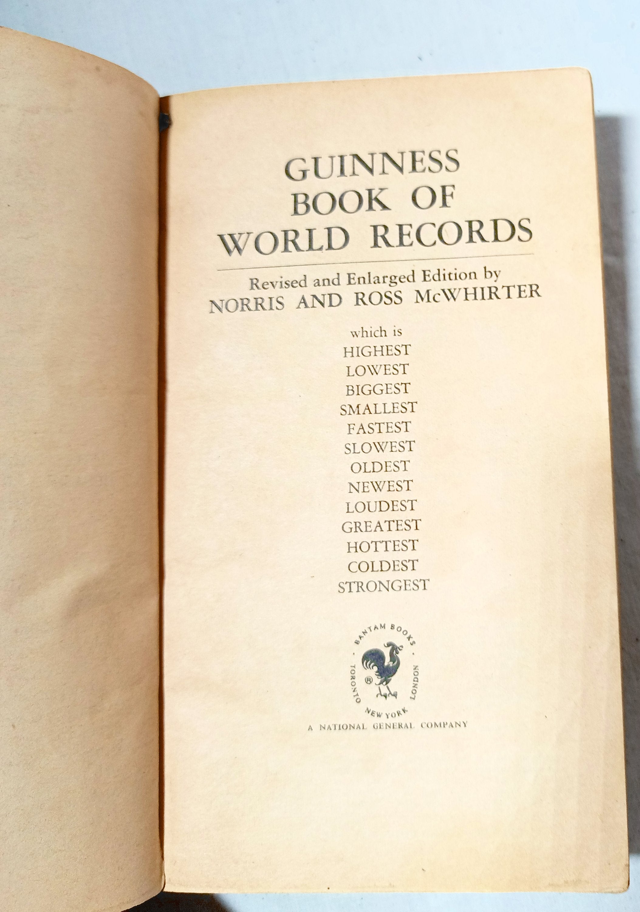Guinness Book Of World Records 9th Edition Bantam 1970 – TulipStuff