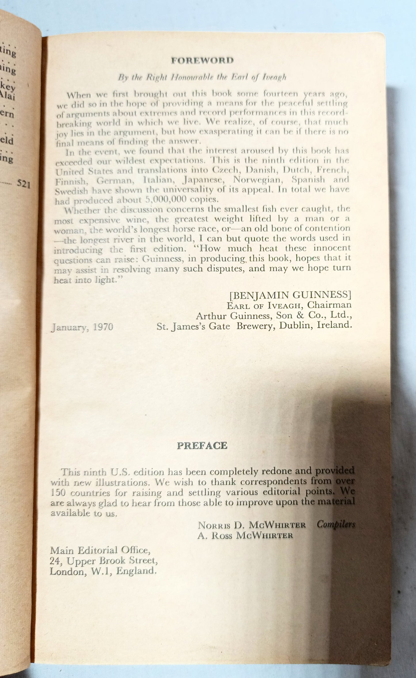 Guinness Book Of World Records 9th Edition Bantam 1970 - TulipStuff