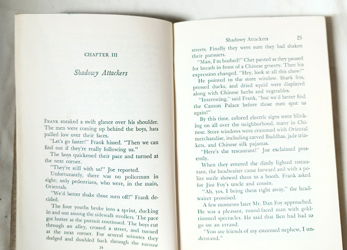 The Hardy Boys The Mystery Of The Chinese Junk Franklin W Dixon 1960 - TulipStuff