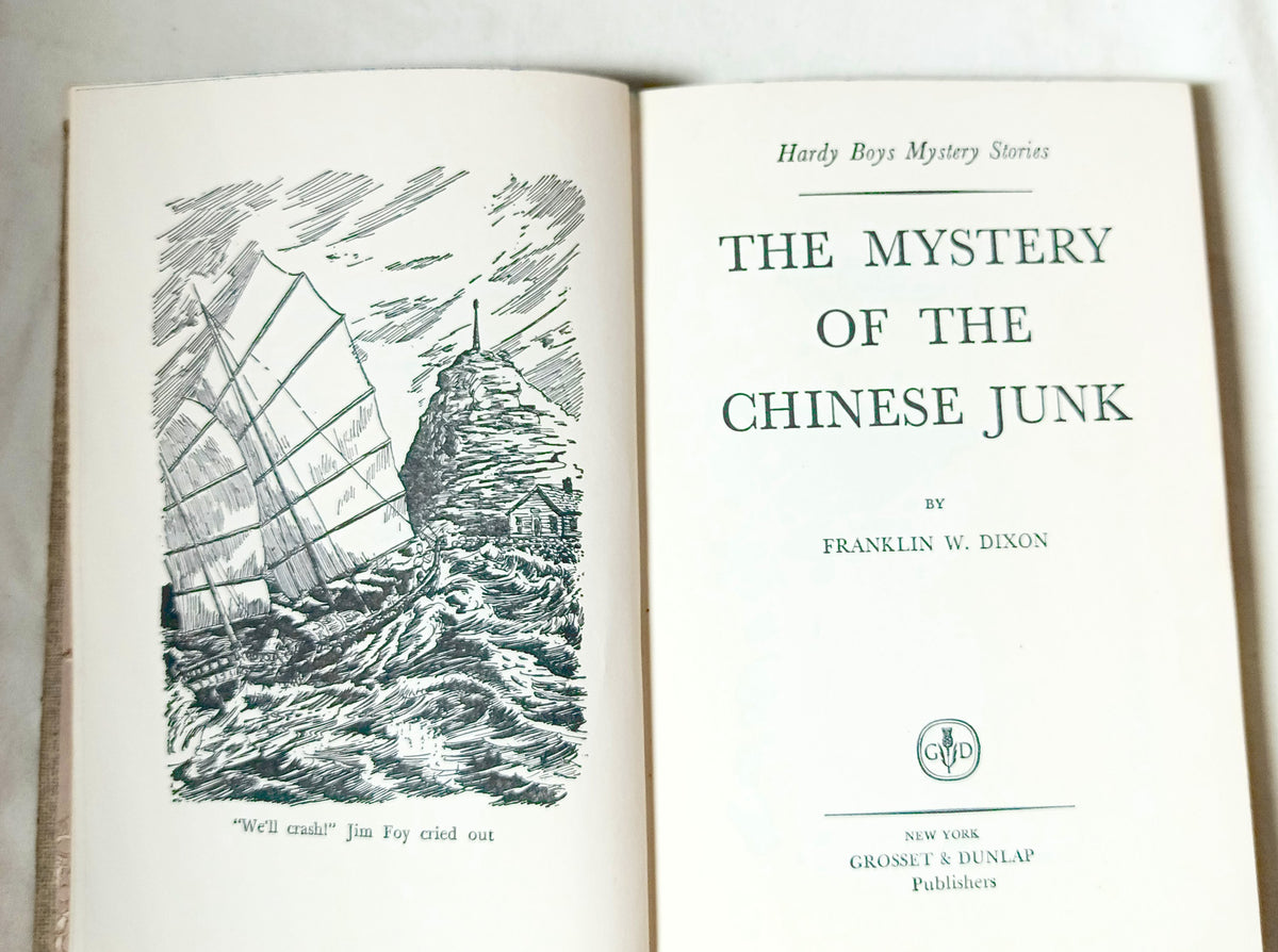The Hardy Boys The Mystery Of The Chinese Junk Franklin W Dixon 1960 - TulipStuff