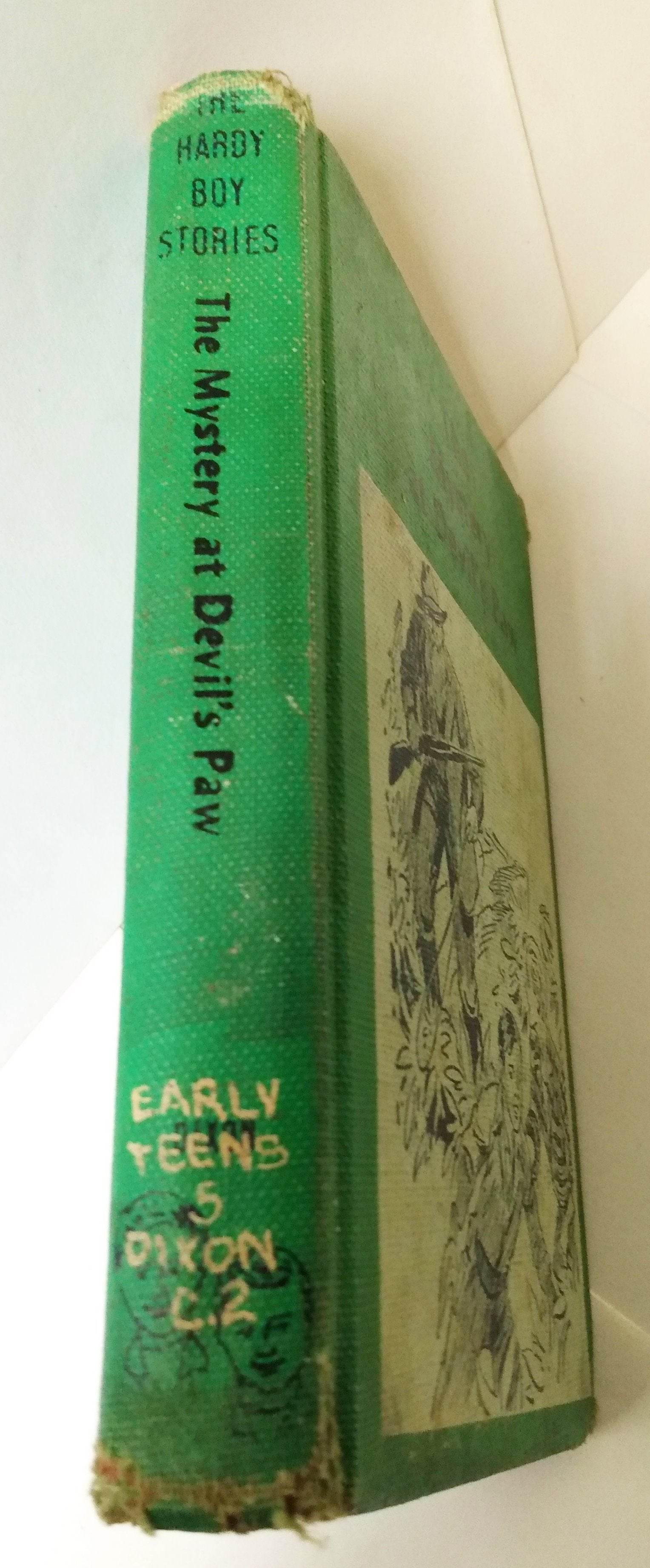 The Hardy Boys The Mystery at Devil's Paw Franklin W Dixon 1959 Ex-Library - TulipStuff