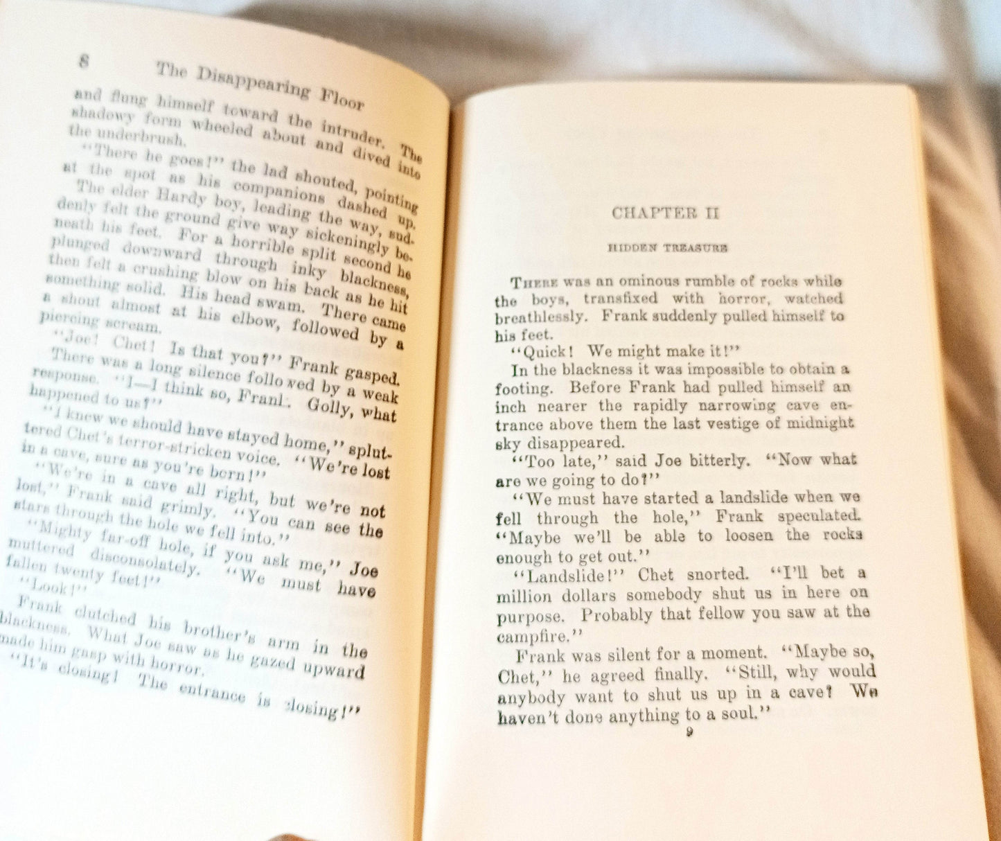 The Hardy Boys The Disappearing Floor Franklin W Dixon 1957 - TulipStuff