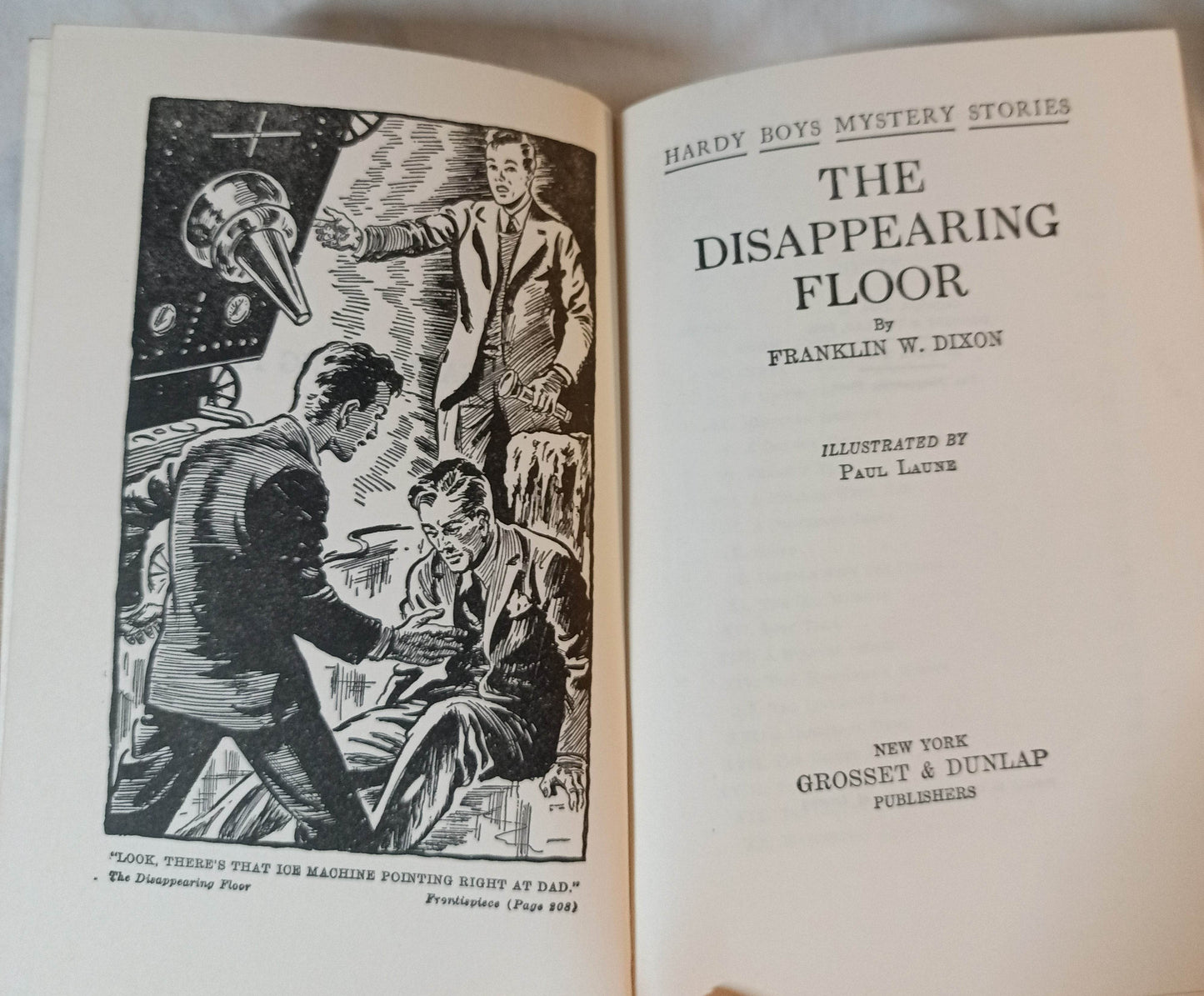 The Hardy Boys The Disappearing Floor Franklin W Dixon 1957 - TulipStuff