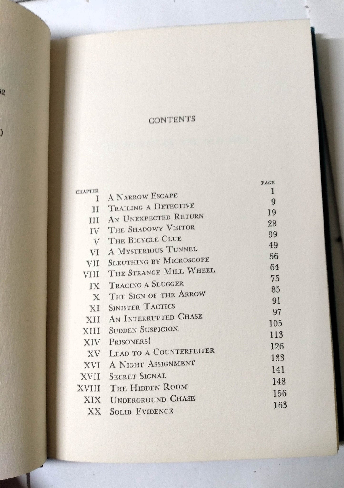 Hardy Boys Mystery Stories The Secret of the Old Mill Franklin W Dixon 1962 - TulipStuff