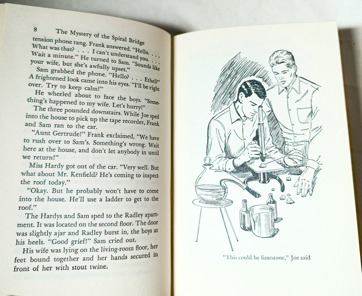 The Hardy Boys #45 The Mystery Of The Spiral Bridge Franklin W Dixon 1973 - TulipStuff