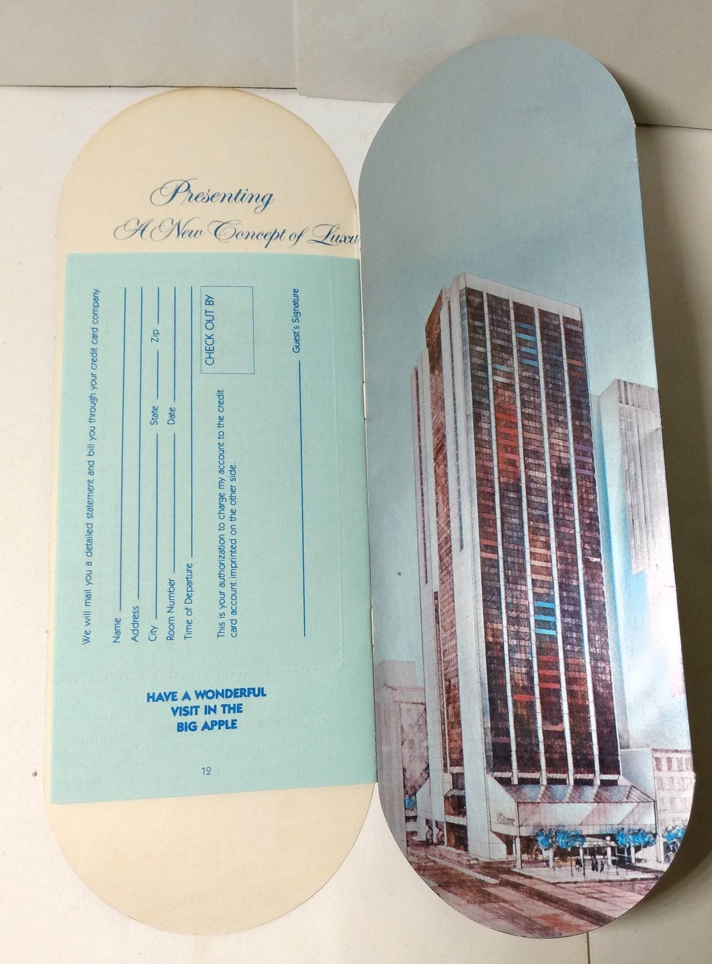 The Harley Of New York A Helmsley Hotel Guest Services Guide 1982 - TulipStuff