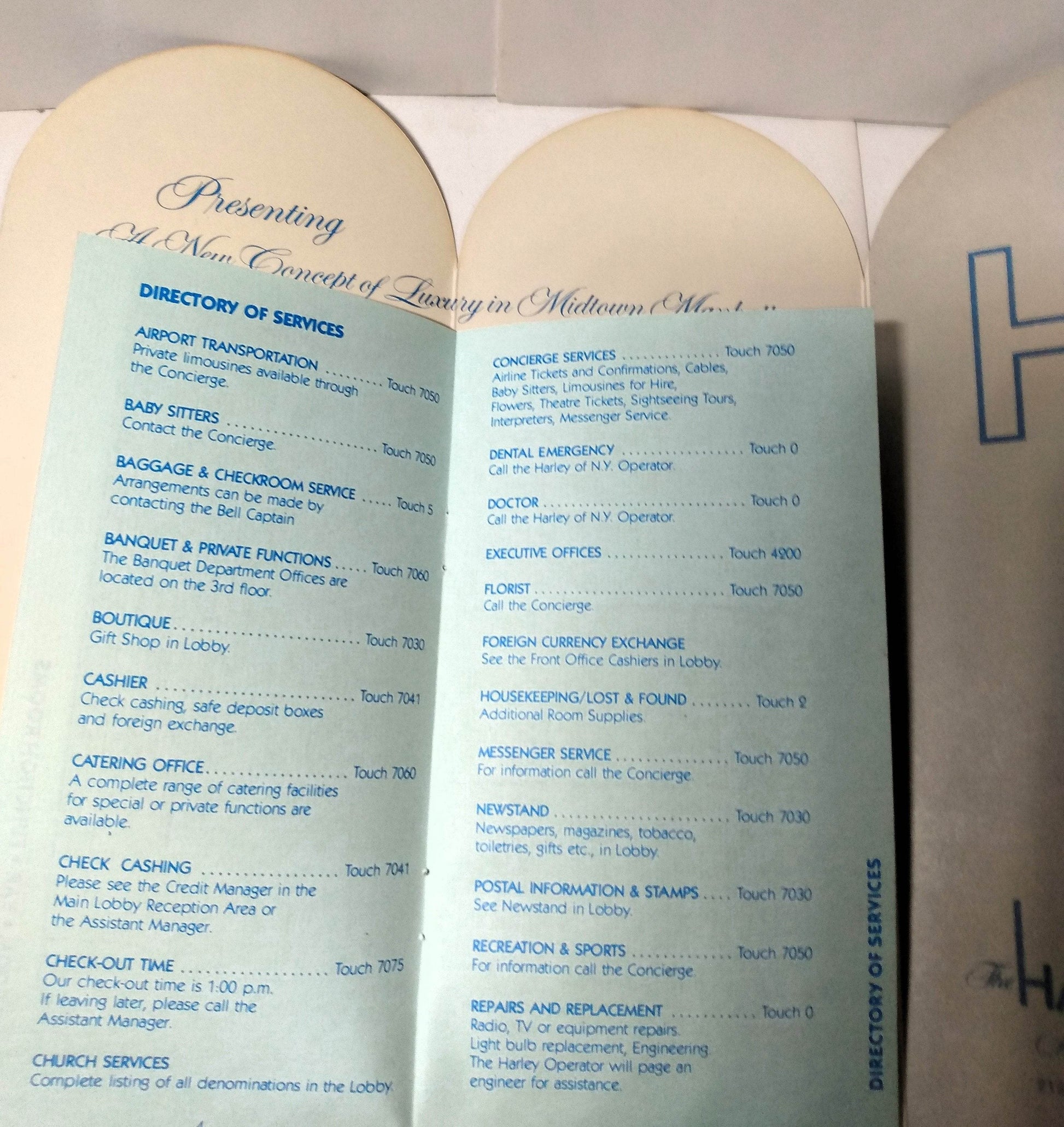 The Harley Of New York A Helmsley Hotel Guest Services Guide 1982 - TulipStuff