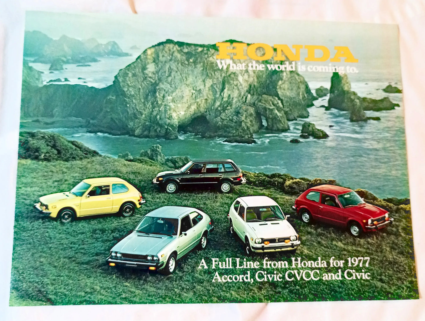 Honda 1977 US Full Line Dealer Sales Brochure Accord Civic CVCC - TulipStuff