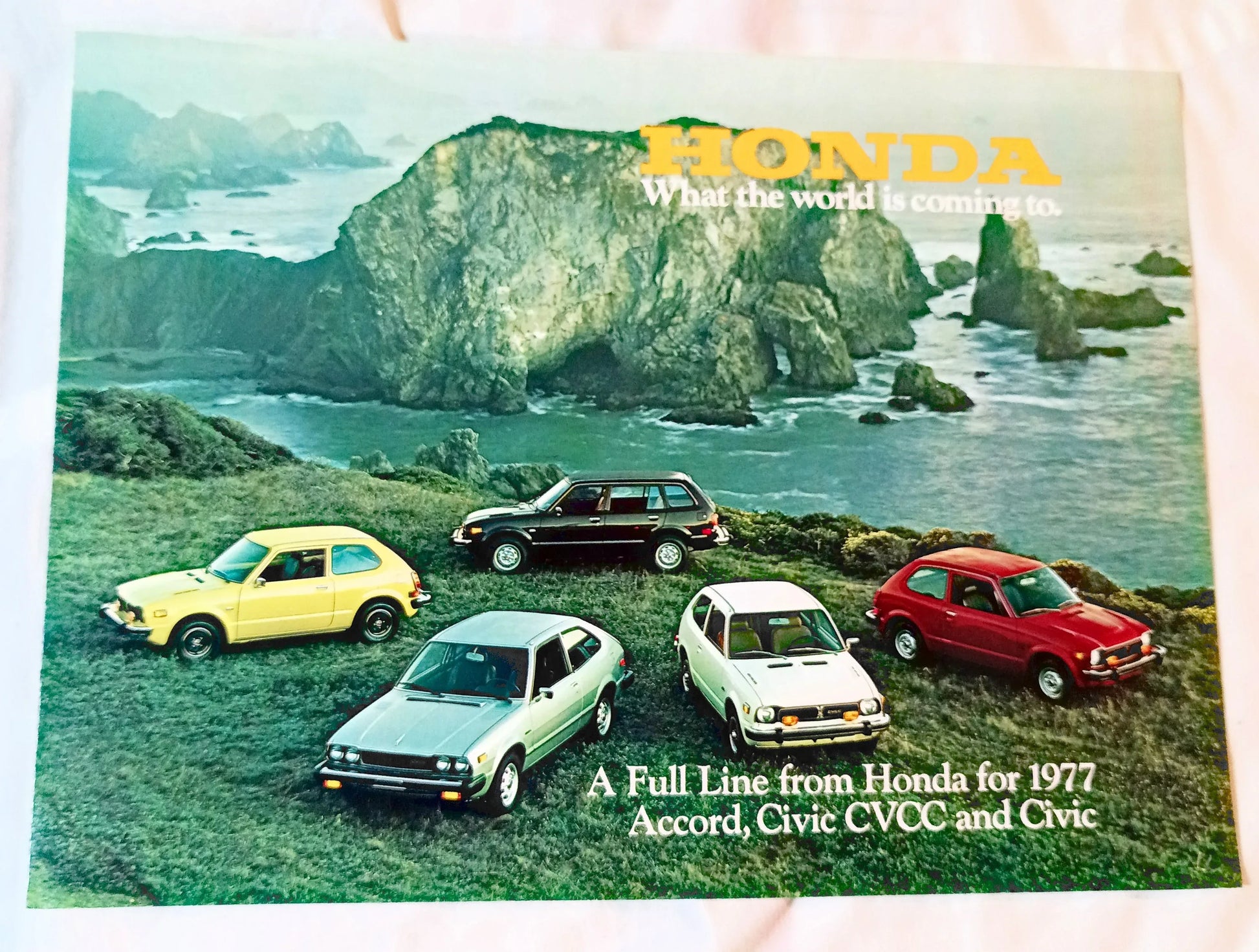 Honda 1977 US Full Line Dealer Sales Brochure Accord Civic CVCC - TulipStuff