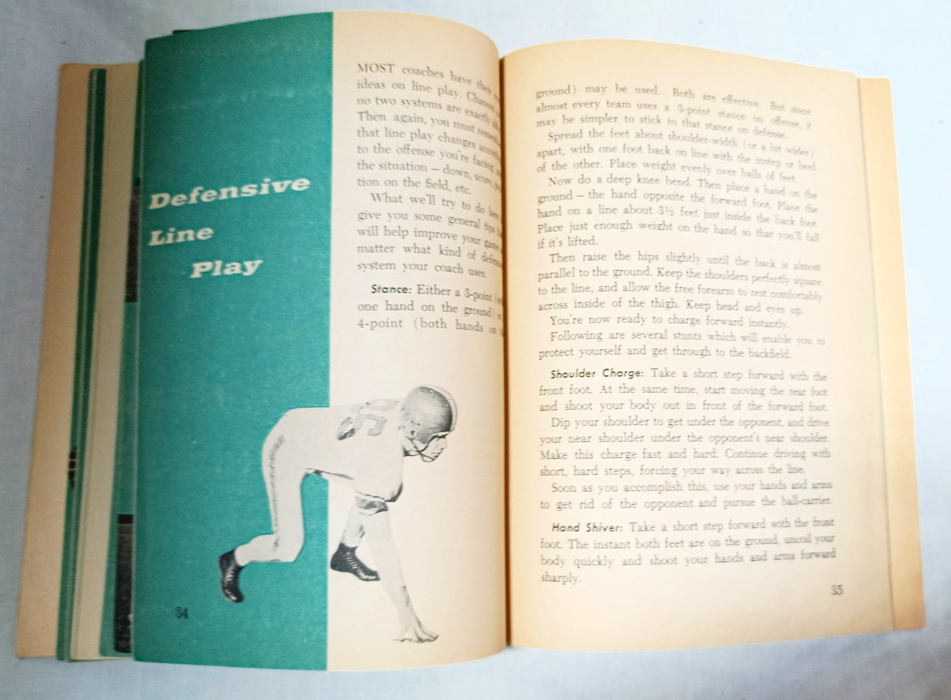 How To Star In Football Herman Masin Scholastic Paperback 1966 - TulipStuff