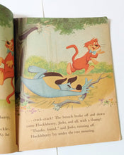 Load image into Gallery viewer, Huckleberry Hound And His Friends Little Golden Book Hardcover 1960 - TulipStuff
