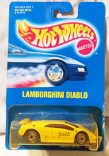 Load image into Gallery viewer, Hot Wheels Collector #227 Lamborghini Diablo Yellow 1994 uh - TulipStuff
