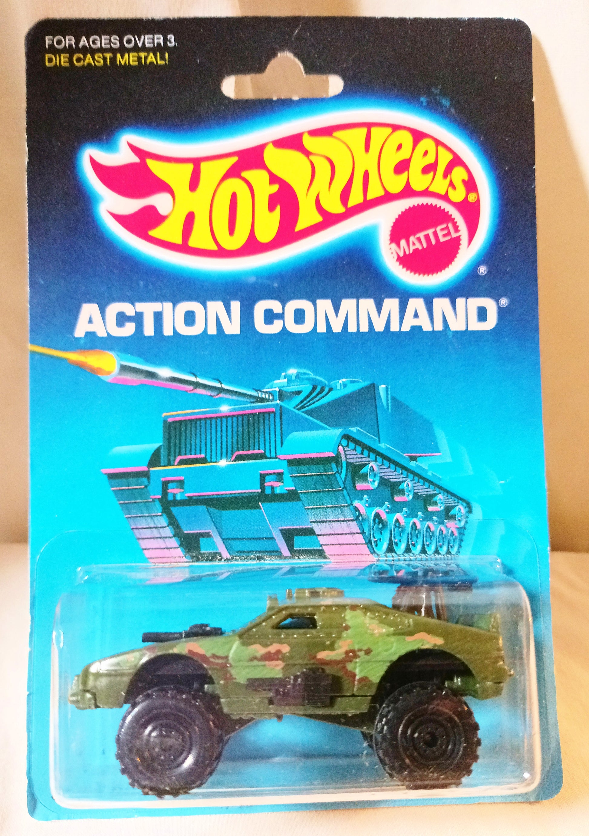 Hot Wheels 5025 Action Command Sting Rod Armored Car Olive 1988 - TulipStuff
