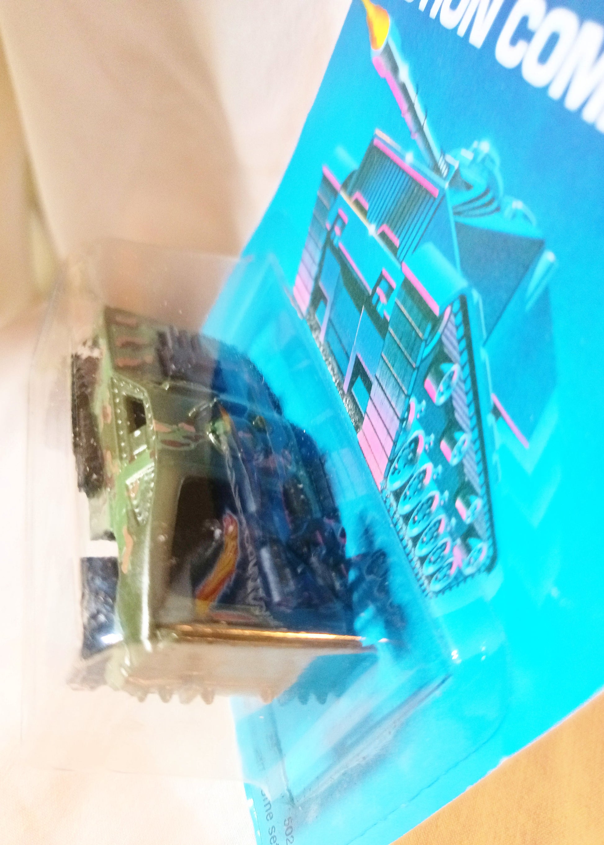 Hot Wheels 5025 Action Command Sting Rod Armored Car Olive 1988 - TulipStuff