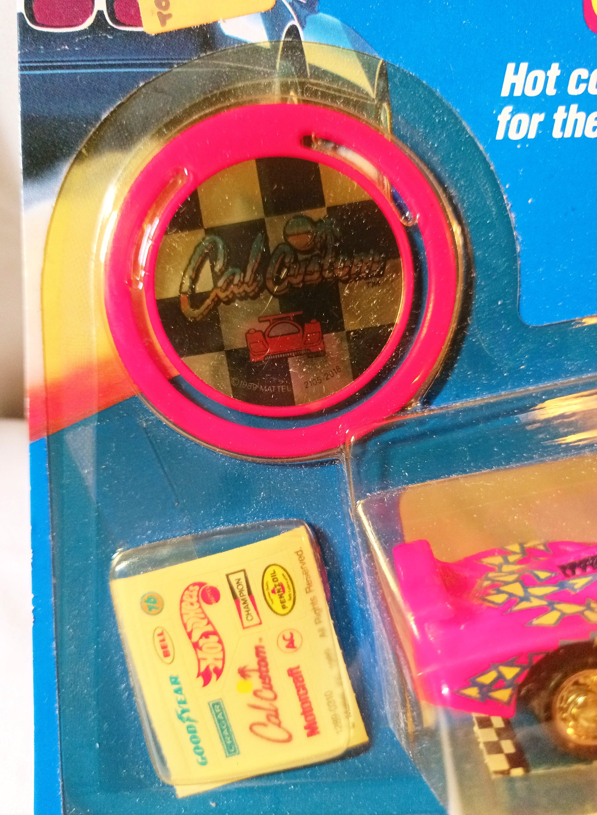 Hot Wheels California Custom Sol-Aire CX4 Pink 1990 - TulipStuff