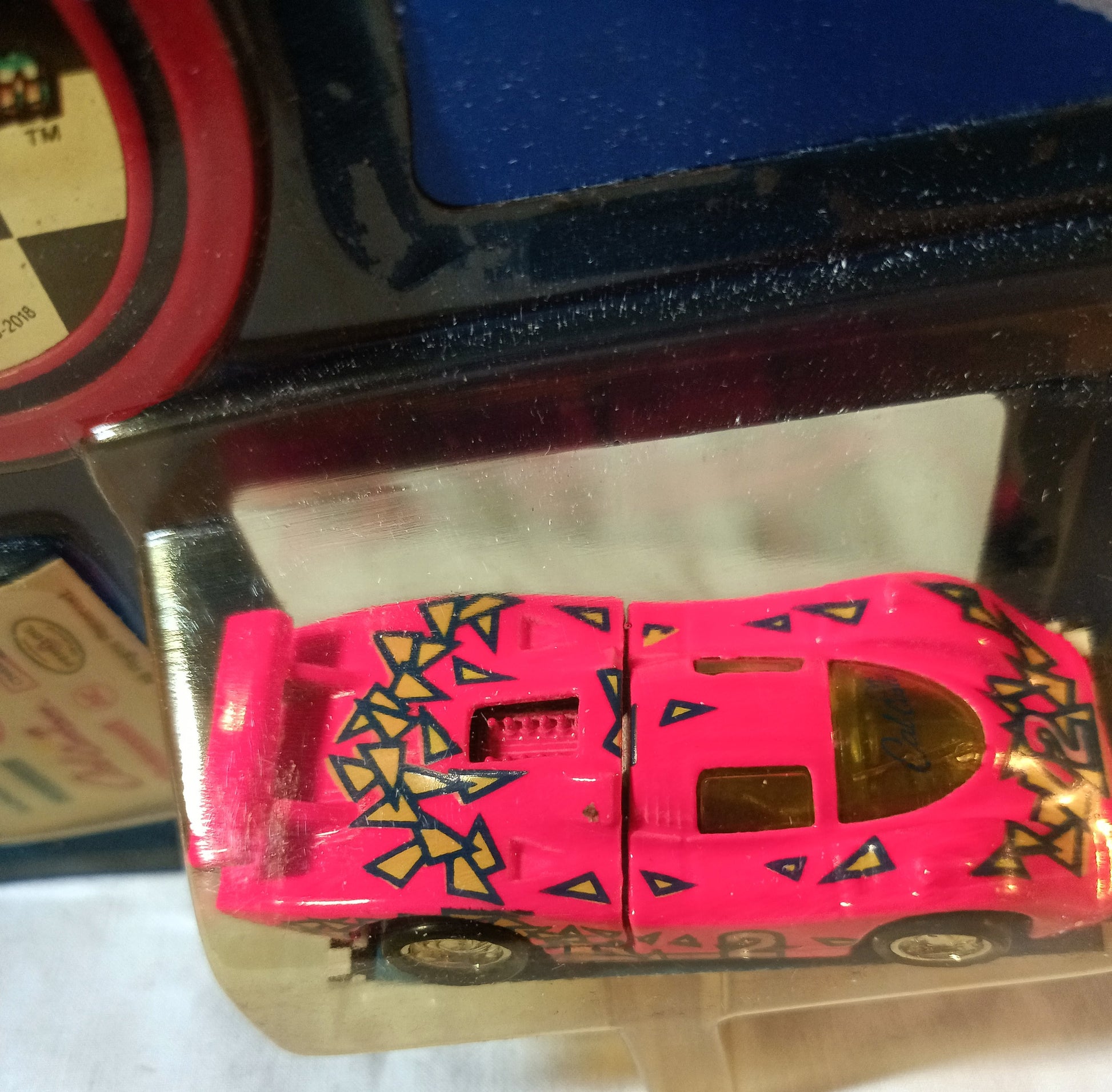 Hot Wheels California Custom Sol-Aire CX4 Pink 1990 - TulipStuff