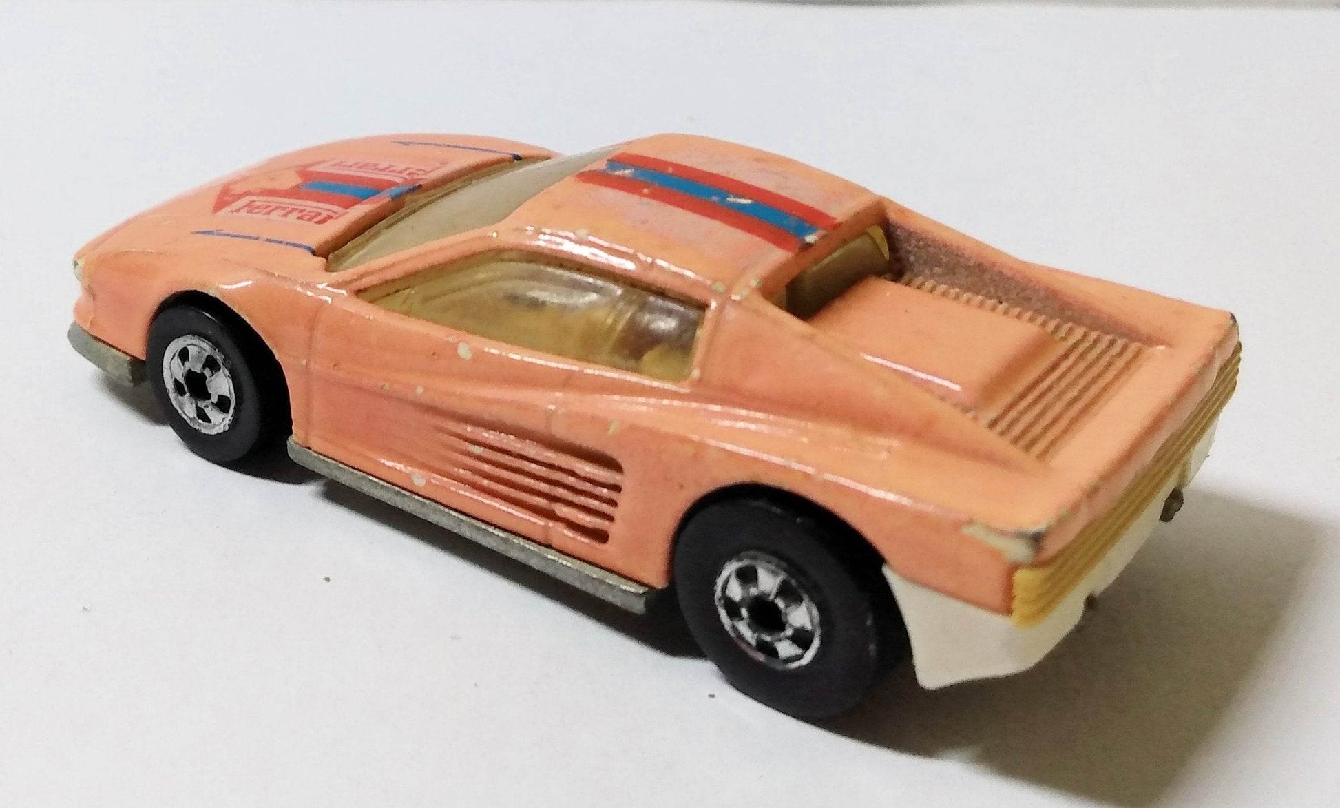 Hot Wheels Color Racers Ferrari Testarossa Color Changer 1988 - TulipStuff