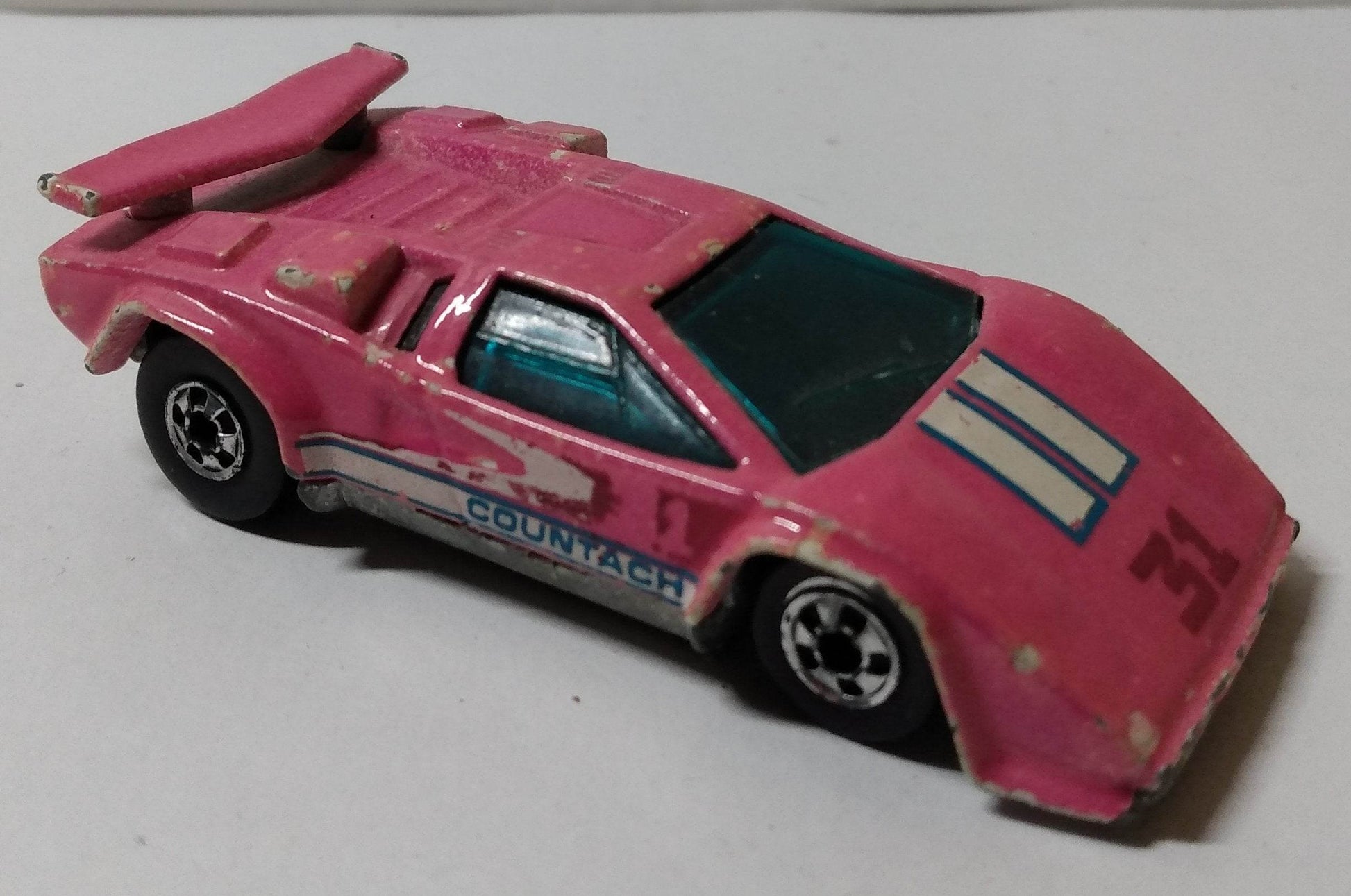 Hot Wheels Color Racers Lamborghini Countach Color Changer 1988 - TulipStuff
