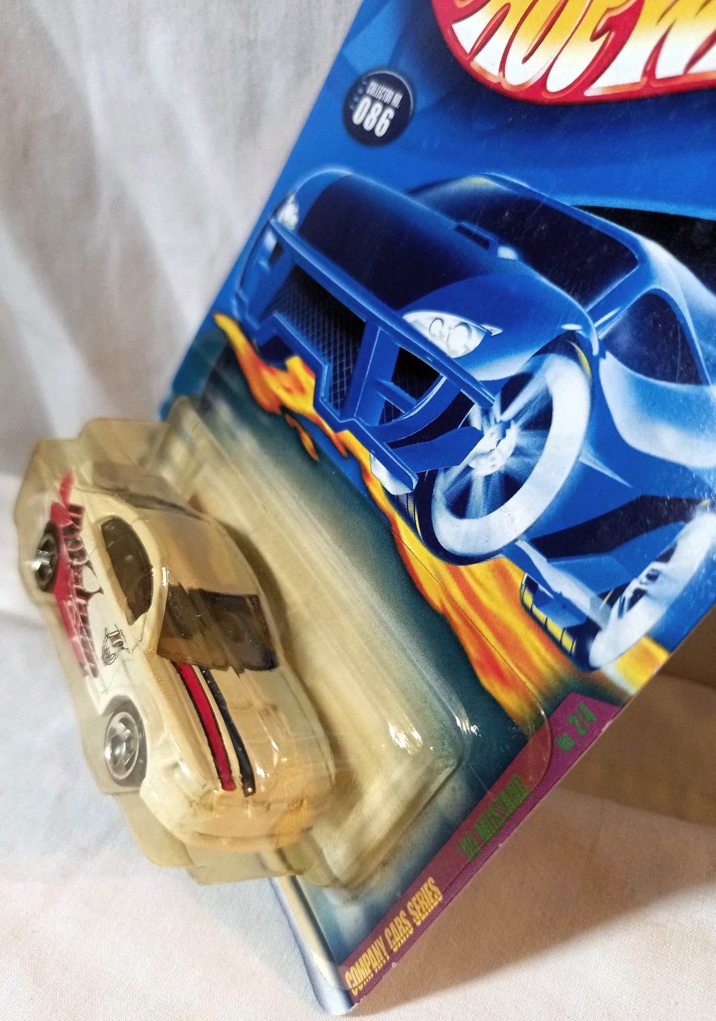 Hot Wheels 2001 Collector #086 Company Cars '99 Mustang GT Ford - TulipStuff