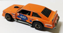 Load image into Gallery viewer, Hot Wheels #2506 Flat Out 442 Oldsmobile Orange Hong Kong 1979 - TulipStuff
