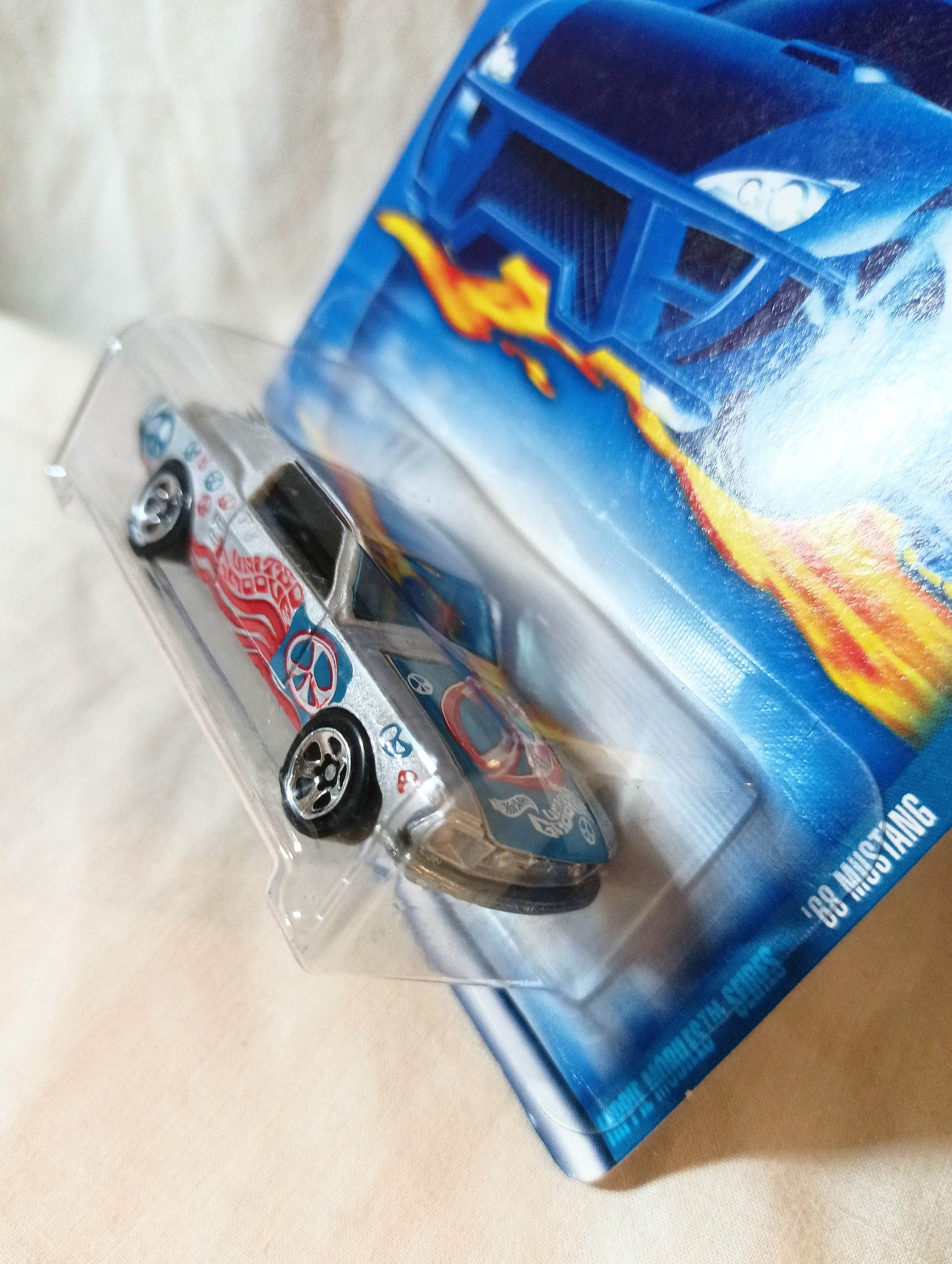 Hot Wheels Hippie Mobiles Ford '68 Mustang Fastback 2001 #089 - TulipStuff