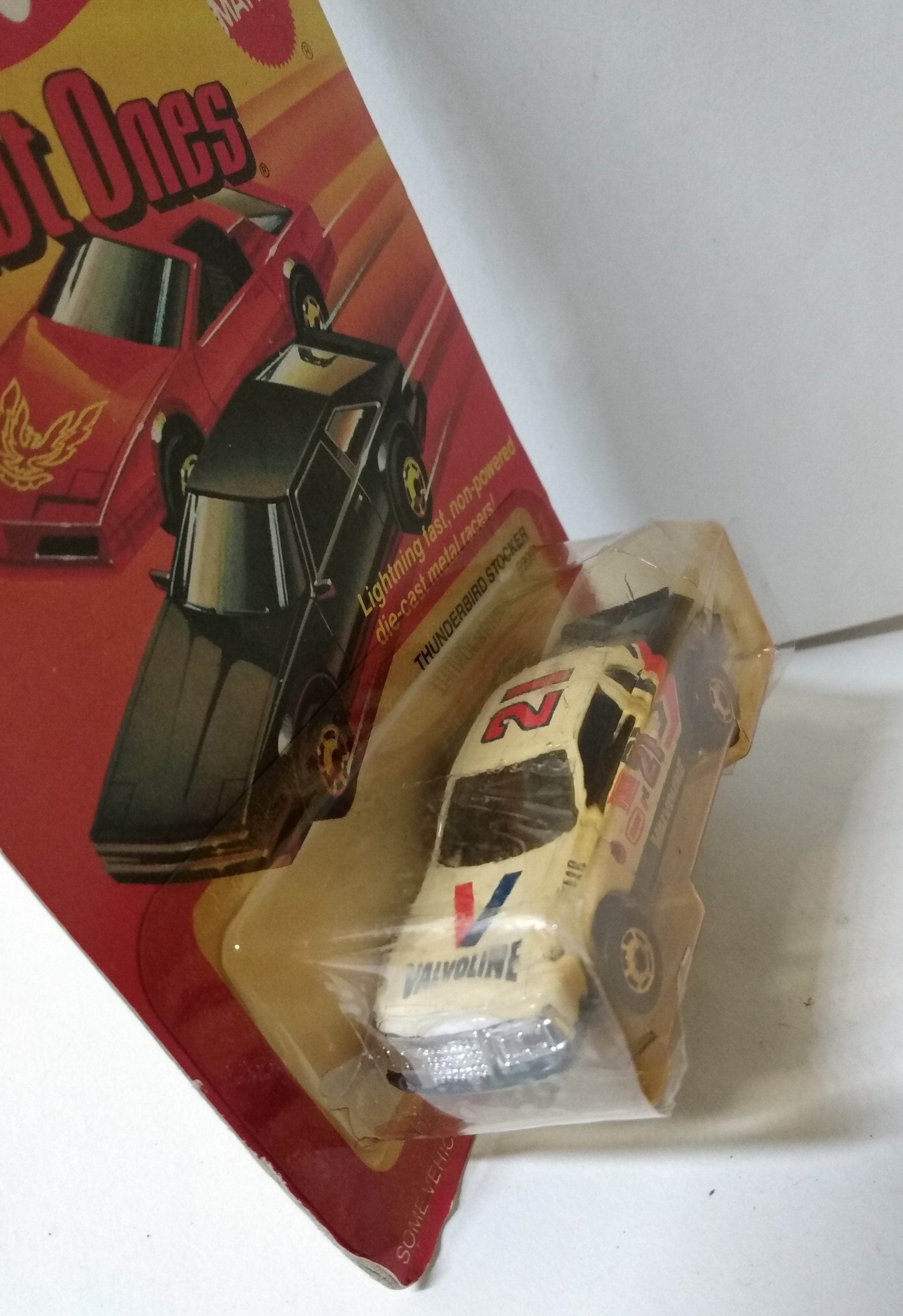 Hot Wheels 5900 Hot Ones Thunderbird Stocker Valvoline Malaysia 1983 - TulipStuff