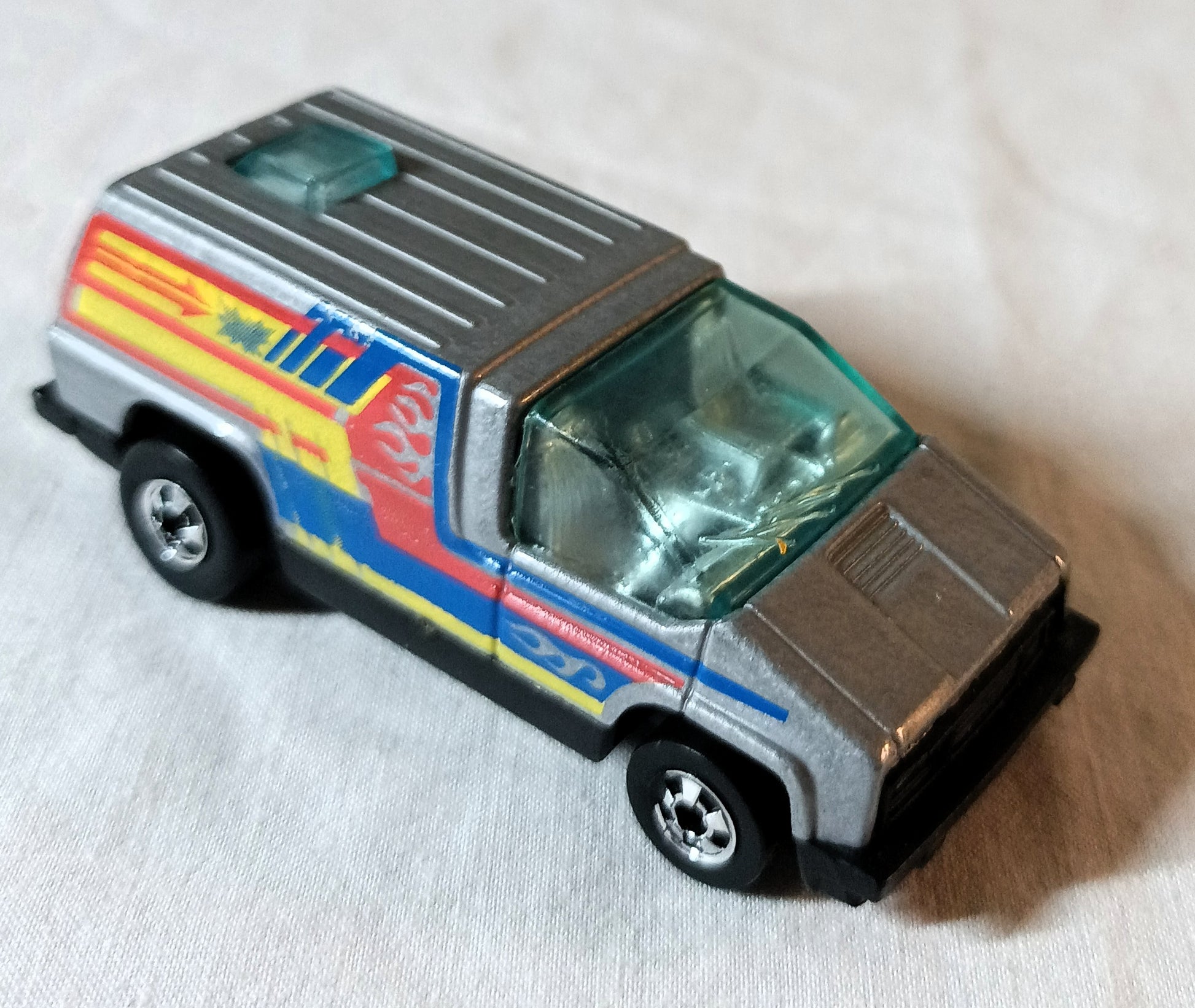 Hot Wheels 2510 Inside Story Van Classy Customs Hong Kong 1979 - TulipStuff