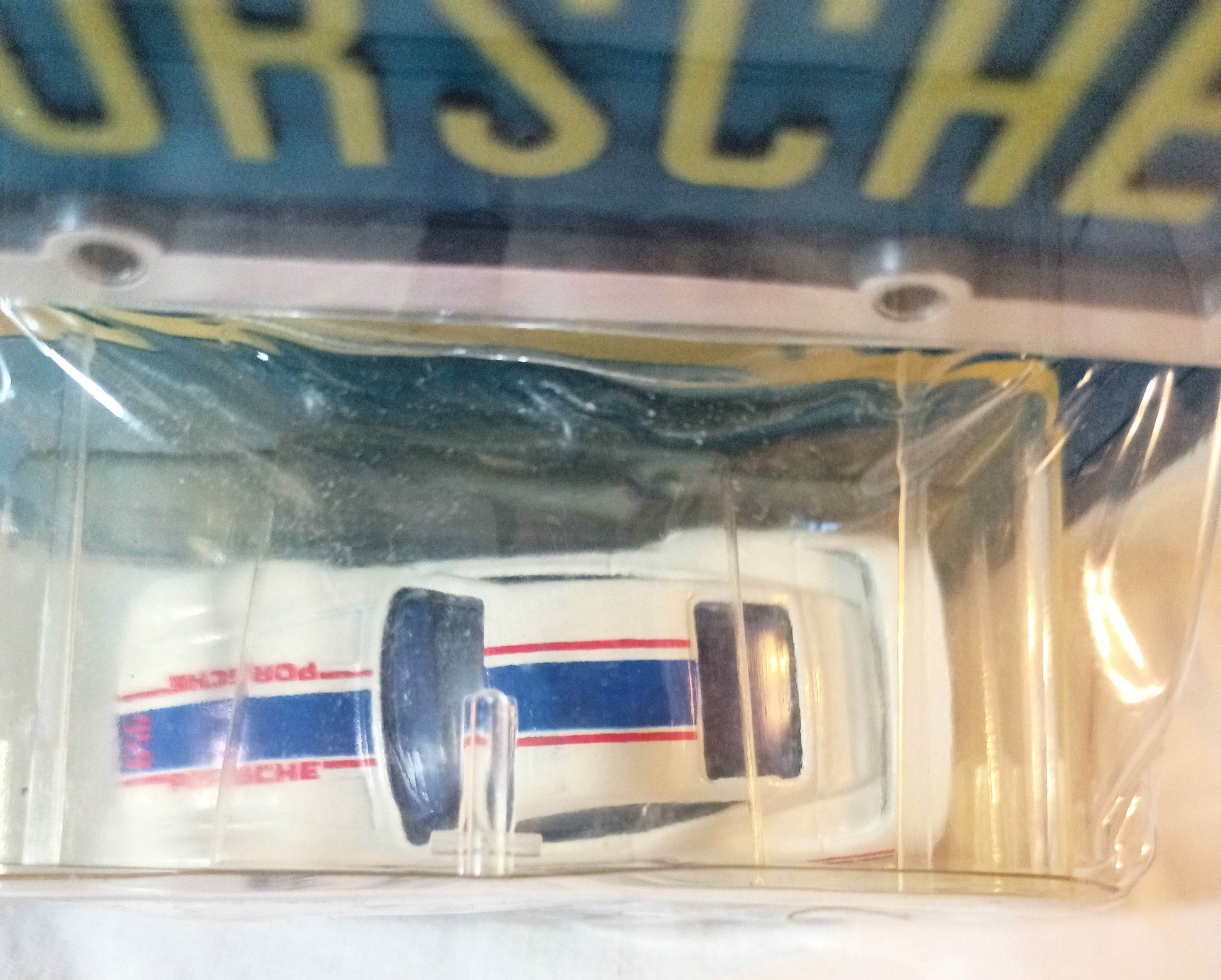 Hot Wheels Park ’n Plates Porsche 959 Blue Interior Clear Windows UH 1989 - TulipStuff