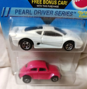 Hot Wheels Pearl Driver Series 2-Pack Jaguar XJ220 VW Bug Wheel Error - TulipStuff