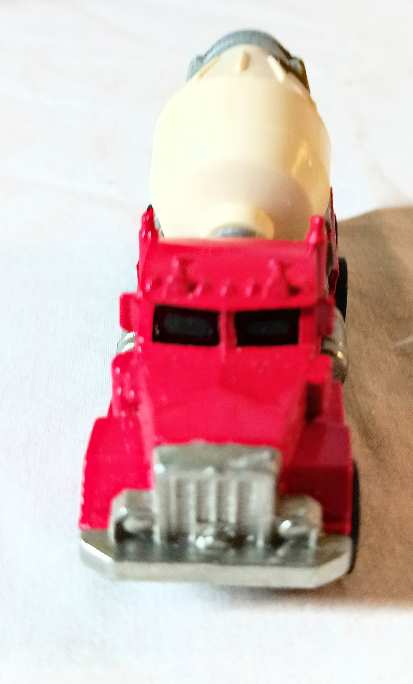 Hot Wheels Workhorses 1169 Peterbilt Cement Mixer Malaysia 1985 - TulipStuff