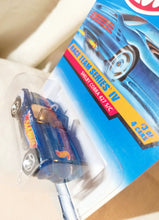 Load image into Gallery viewer, Hot Wheels Race Team IV Shelby Cobra 427 S/C Collector #727 - TulipStuff
