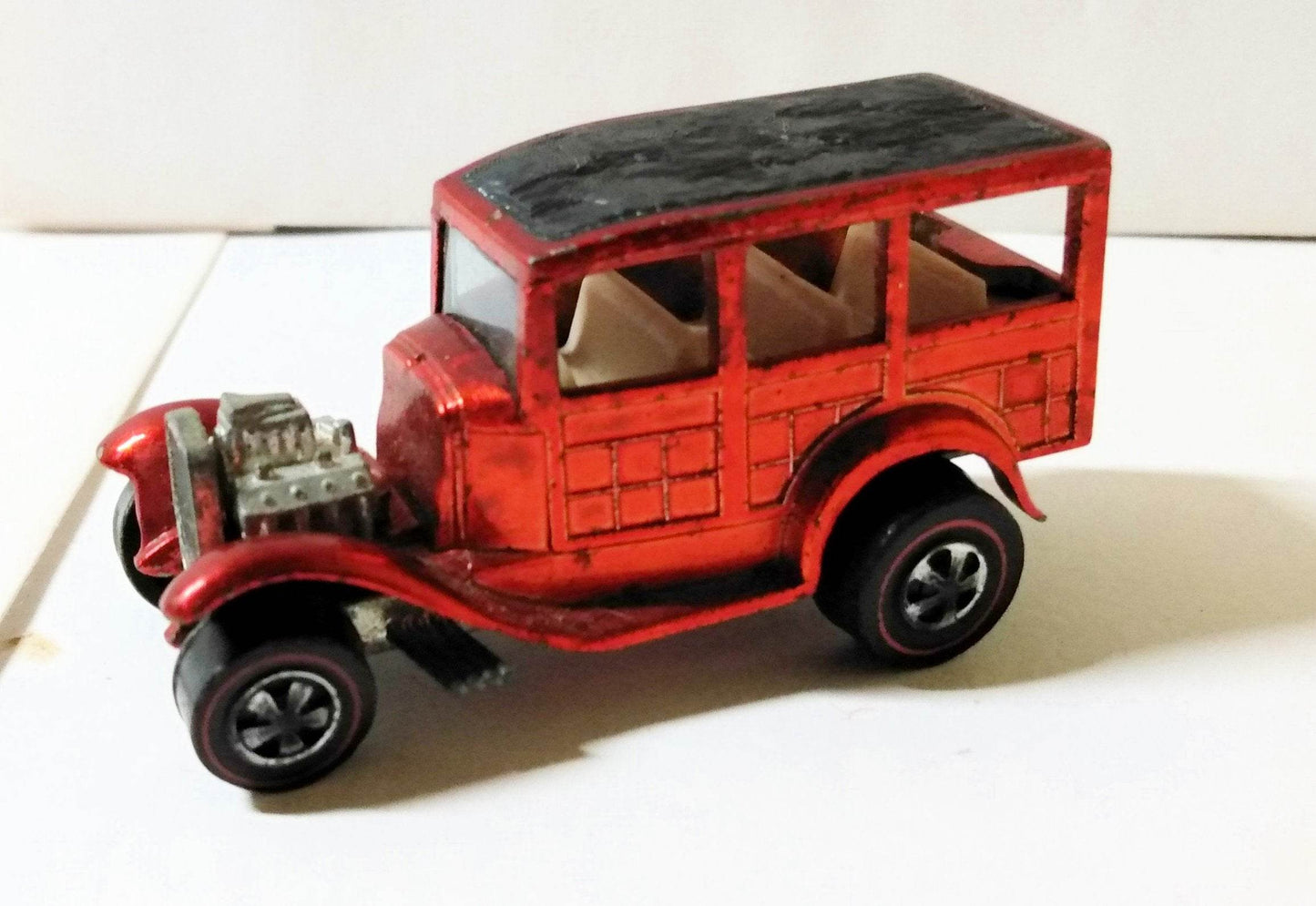 Hot Wheels Redline 6251 Classic '31 Ford Woody USA Red 1969 - TulipStuff