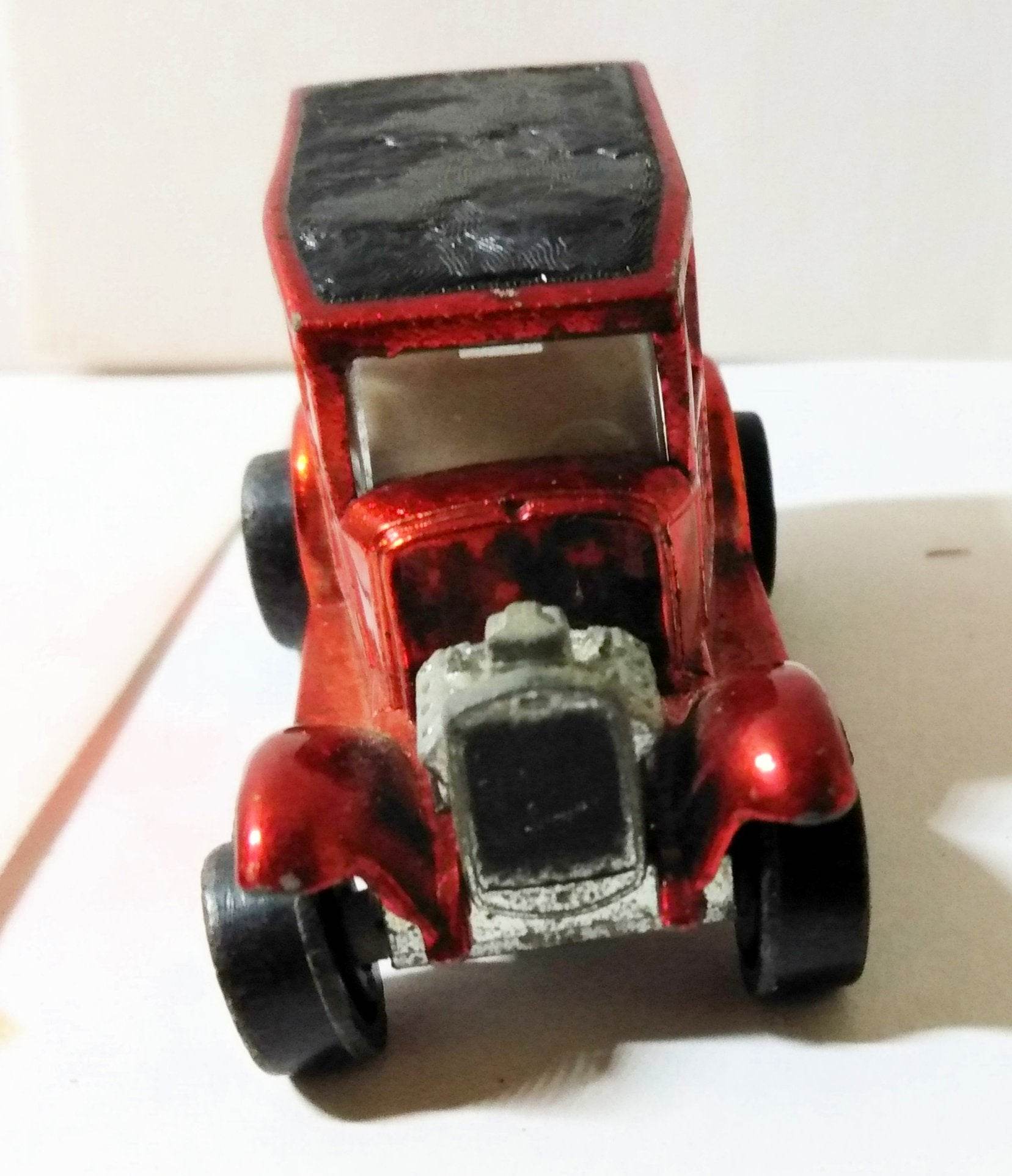 Hot Wheels Redline 6251 Classic '31 Ford Woody USA Red 1969 - TulipStuff