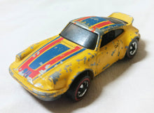 Load image into Gallery viewer, Hot Wheels Redline Flying Colors Porsche Carrera Hong Kong 1975 - TulipStuff
