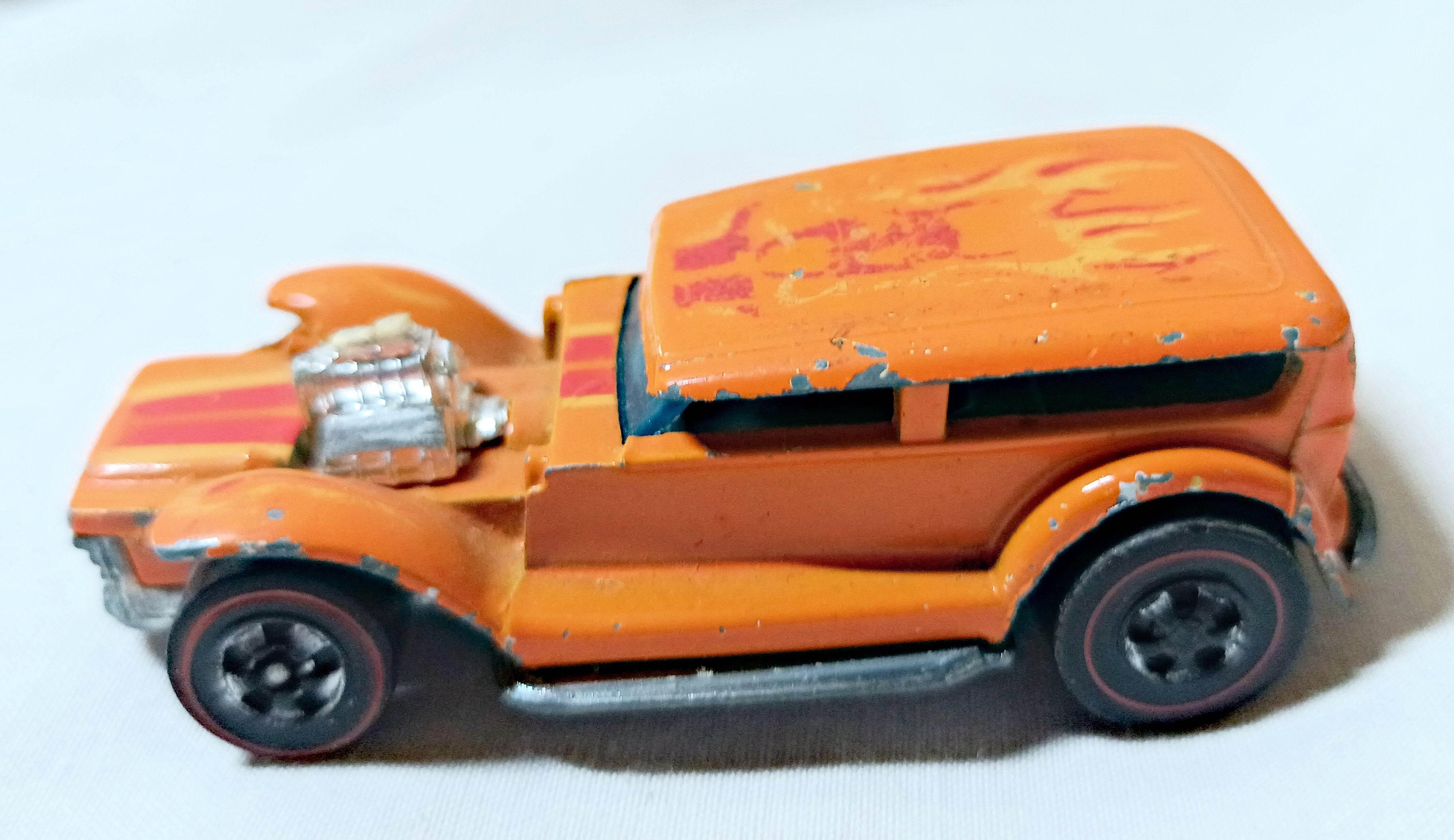 Hot Wheels Flying Colors  flash 香港製 Hot Wheels Redline Flying Colors Prowler Hong Kong 1974 Orange