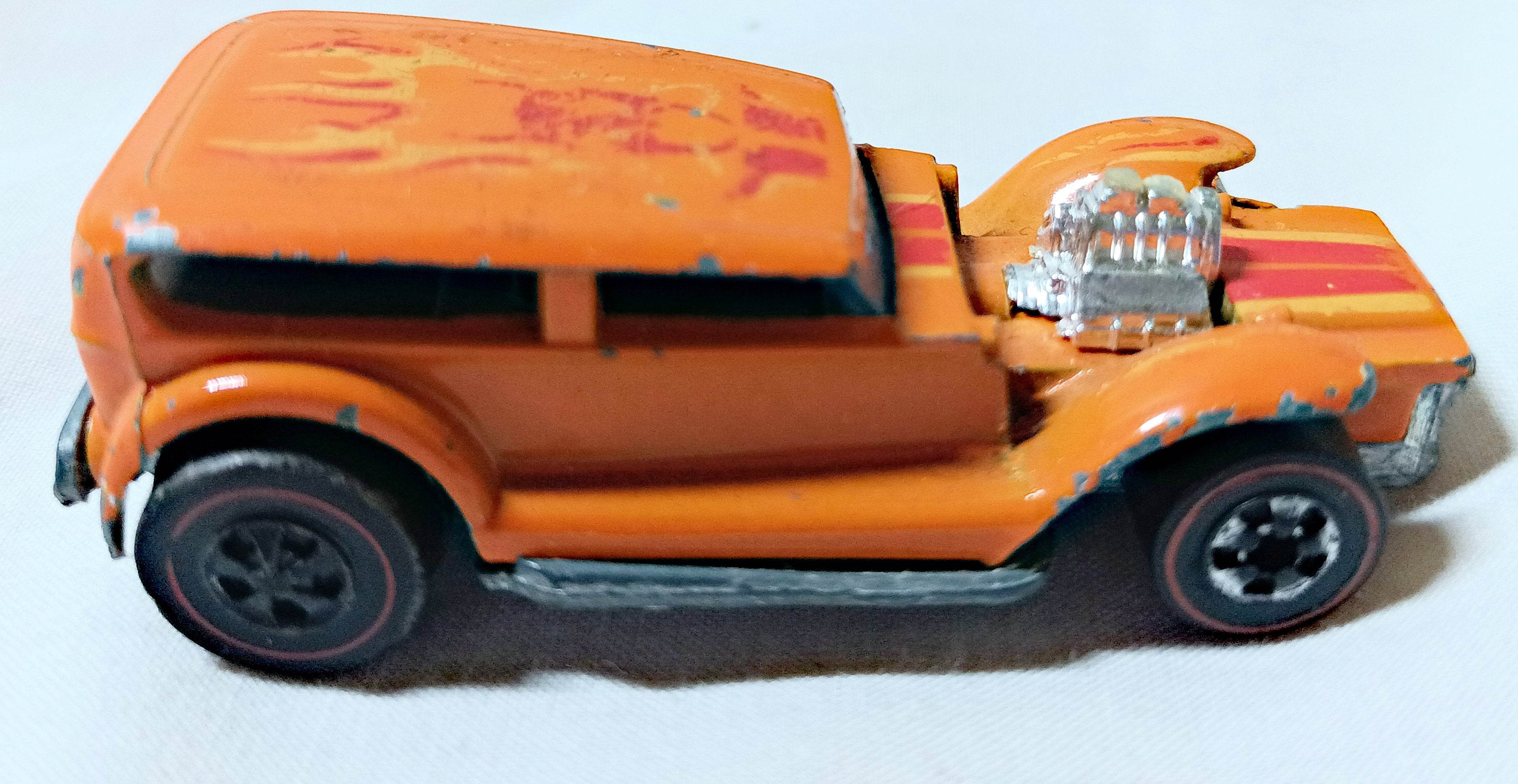 Hot Wheels Redline Flying Colors Prowler Hong Kong 1974 Orange