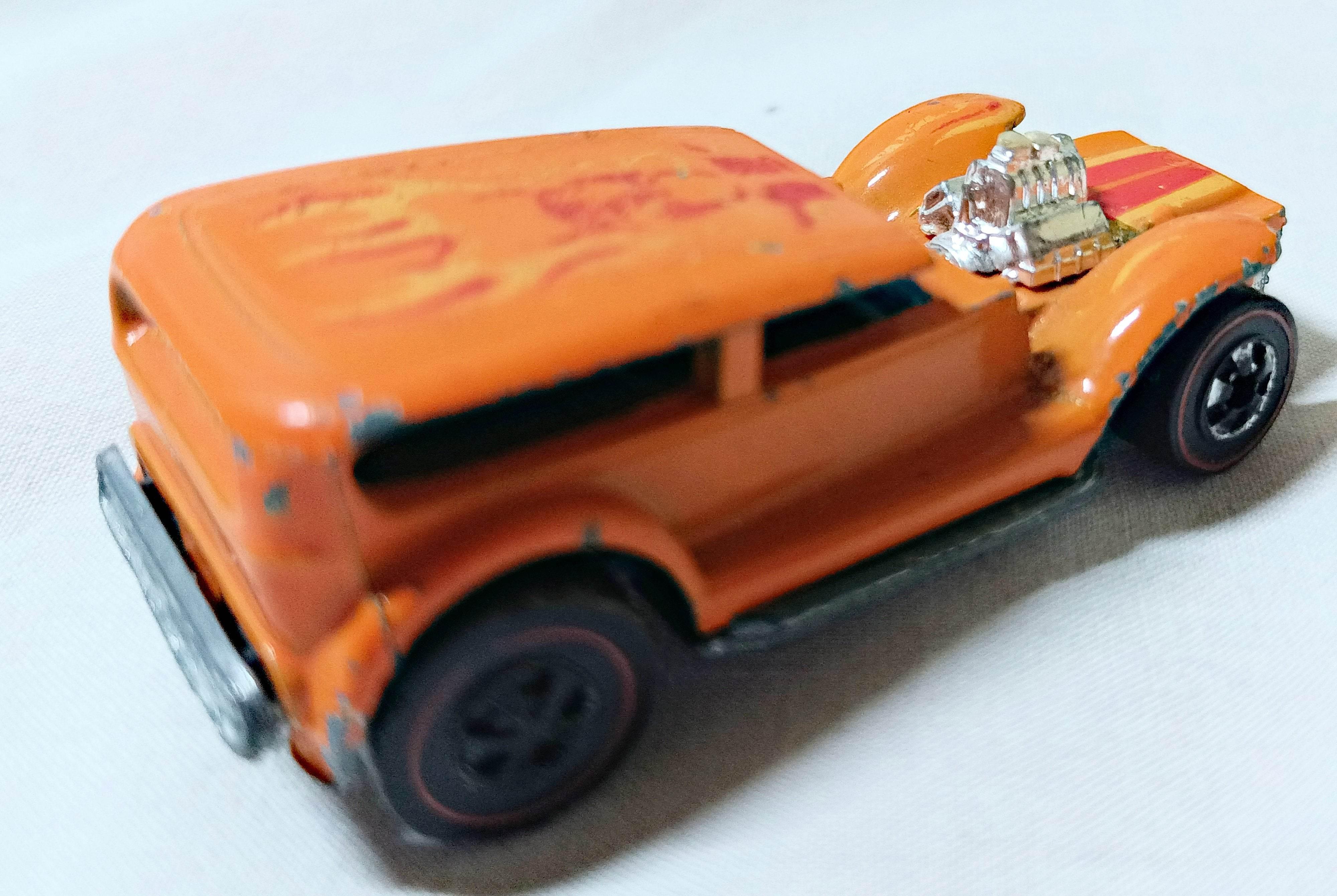 Hot Wheels Redline Flying Colors Prowler Hong Kong 1974 Orange
