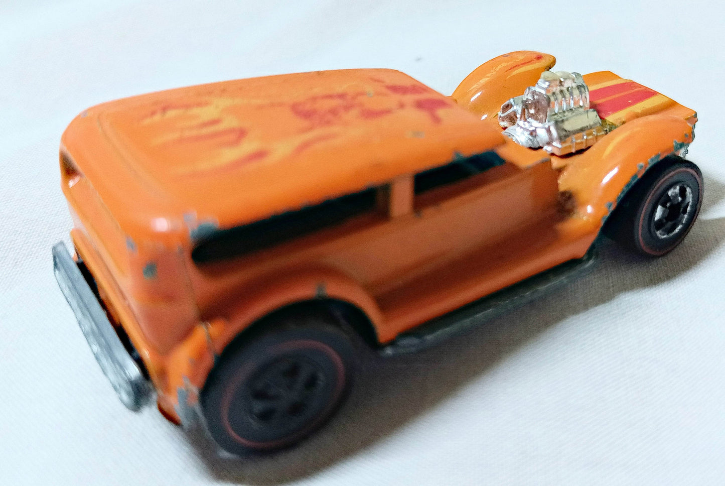 Hot Wheels Redline Flying Colors Prowler Hong Kong 1974 Orange - TulipStuff