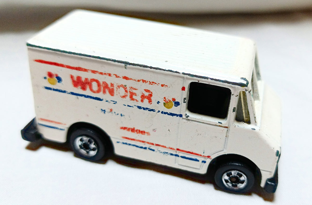 Hot Wheels 2808 Workhorses Wonder Bread Delivery Truck 1989 - TulipStuff