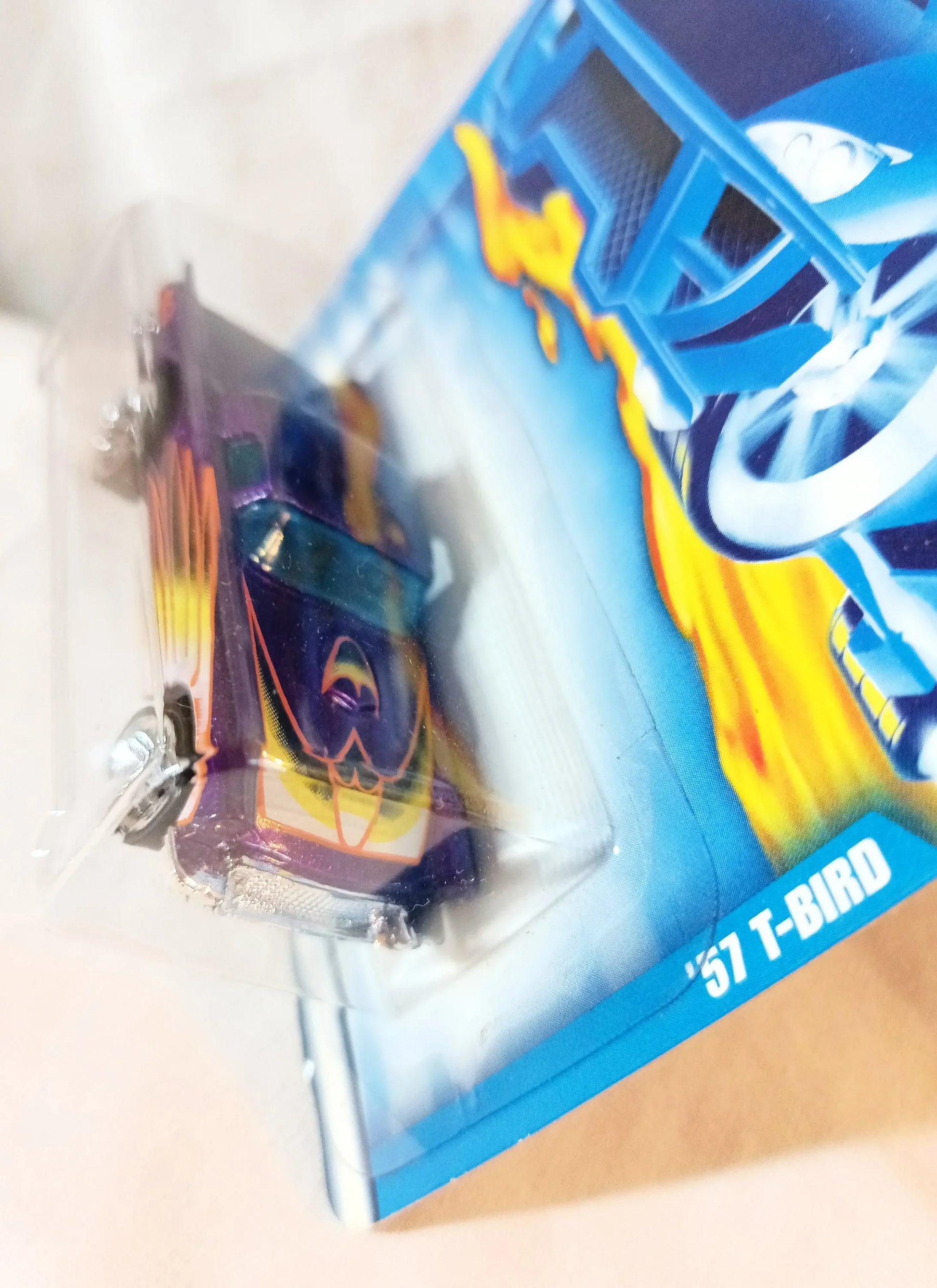 Hot Wheels 2000 Collector #217 '57 T-Bird Ford Thunderbird - TulipStuff